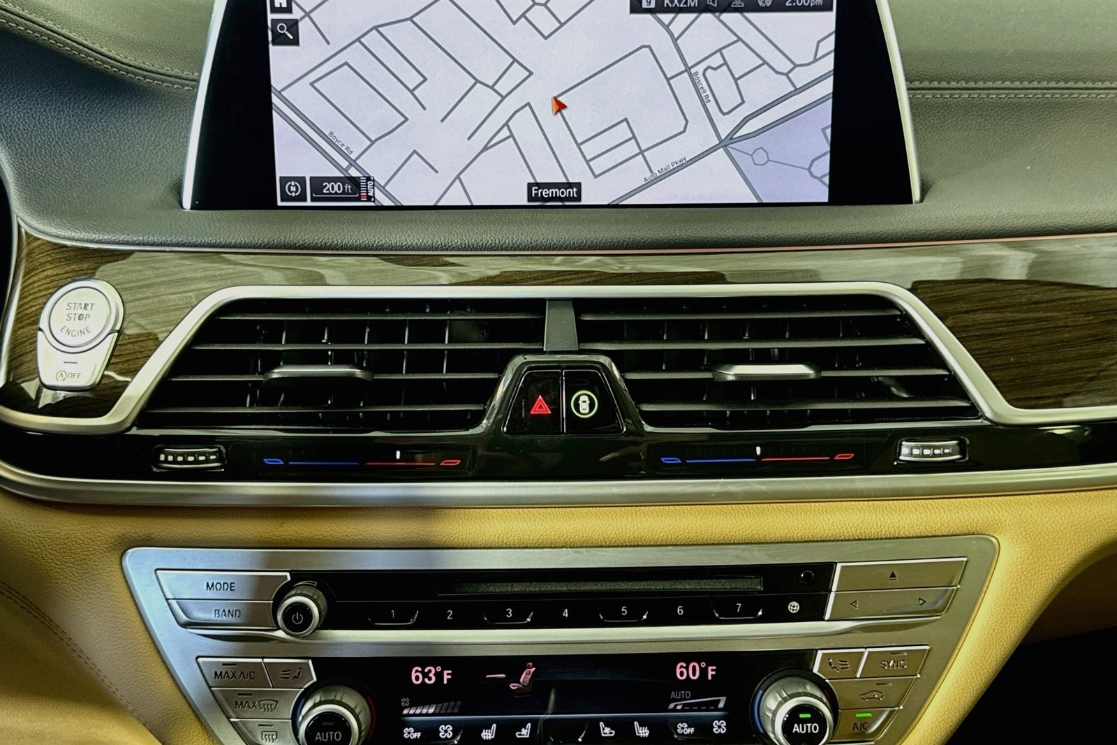 Used 2020 Mineral White Metallic BMW 740i image 13