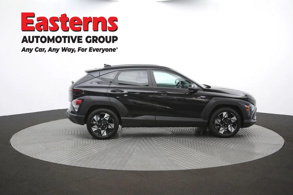 Used 2024 Black Hyundai SEL image 54