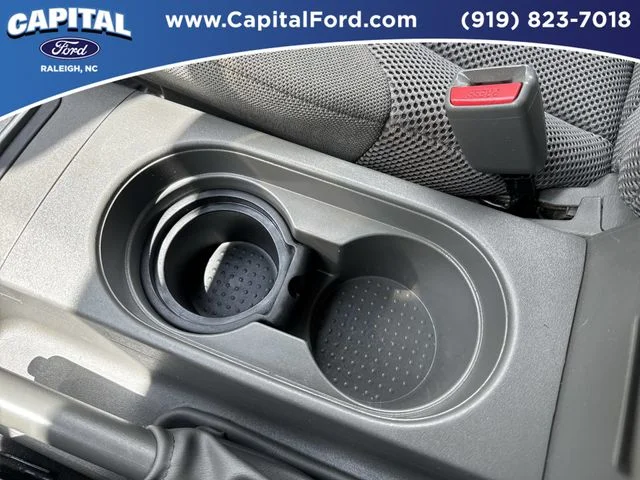 Used 2019 White Nissan SV image 31