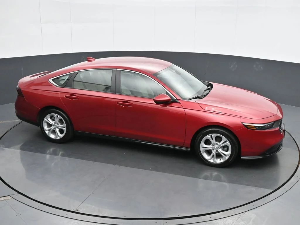 Used 2024  Honda LX image 23