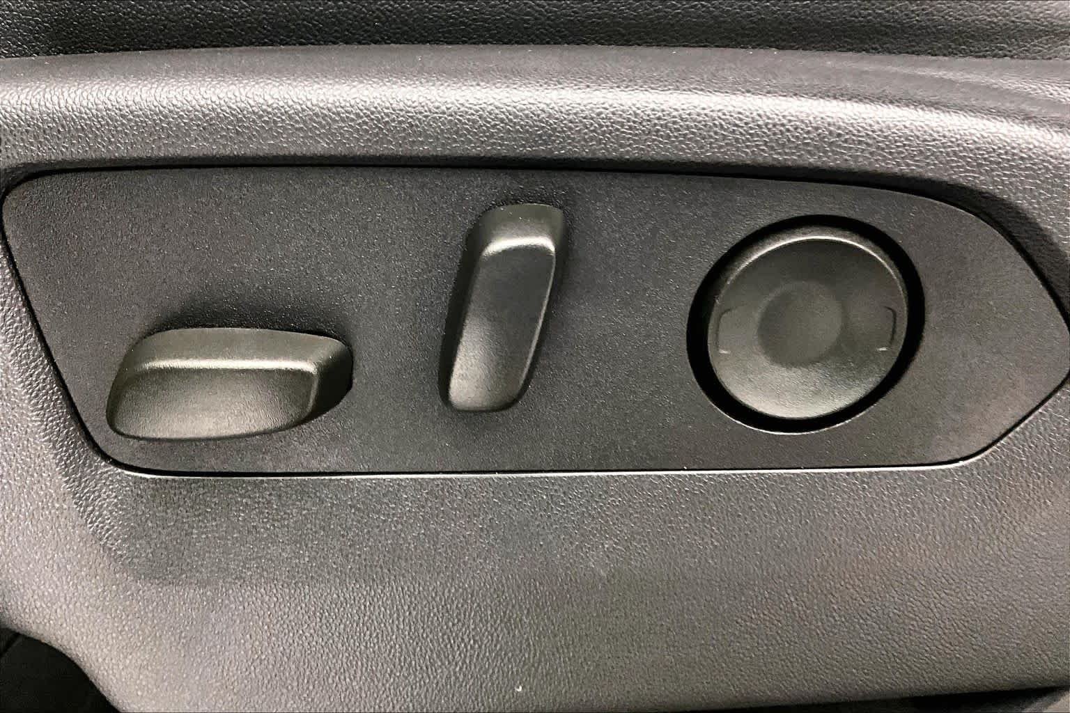 Used 2025 Thunderstorm Gray GMC AT4 image 33