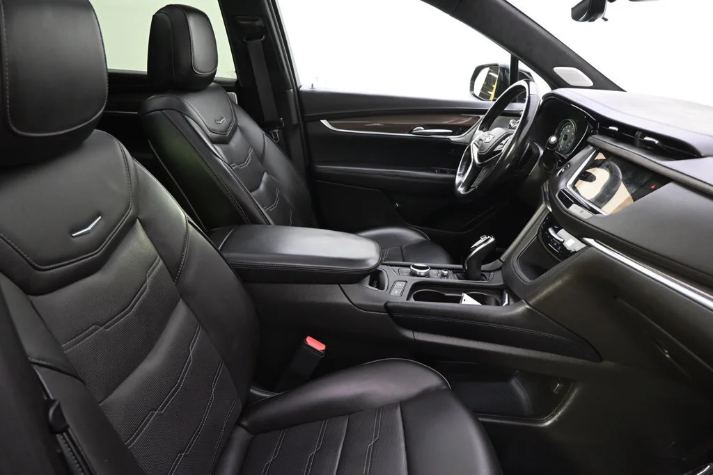 Used 2024 Stellar Black Metallic Cadillac Premium Luxury image 16