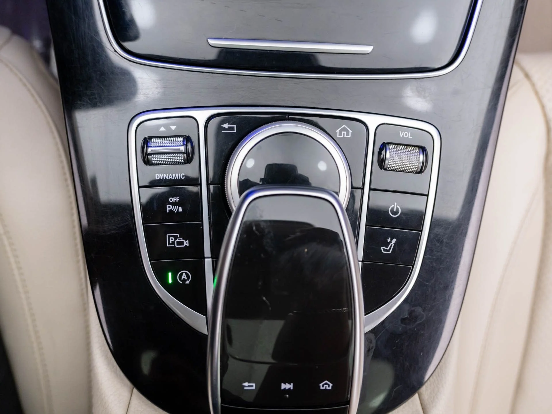 Used 2017 Black Mercedes-Benz E 400 image 18
