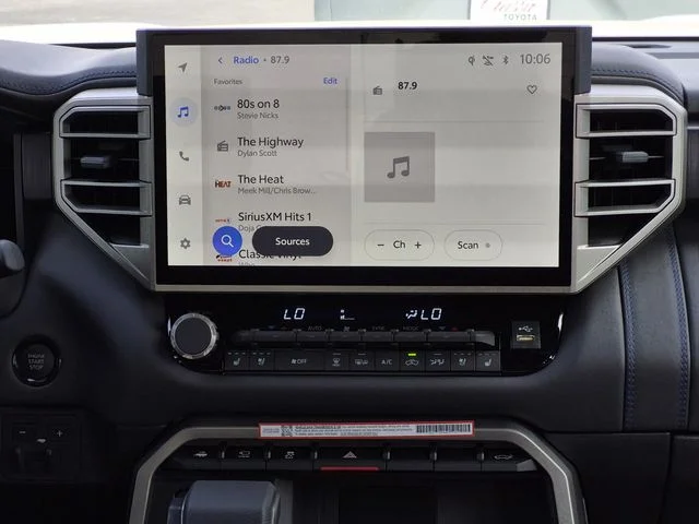 2026 Toyota Tundra Platinum - Photo 18