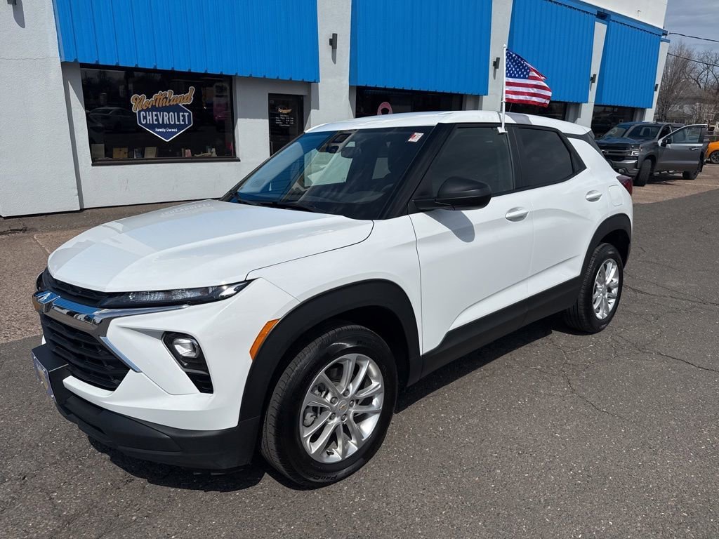 2025 Chevrolet Trailblazer LS AWD's photo