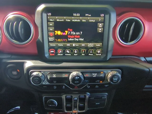 Used 2022 Gray Jeep Unlimited Rubicon image 21