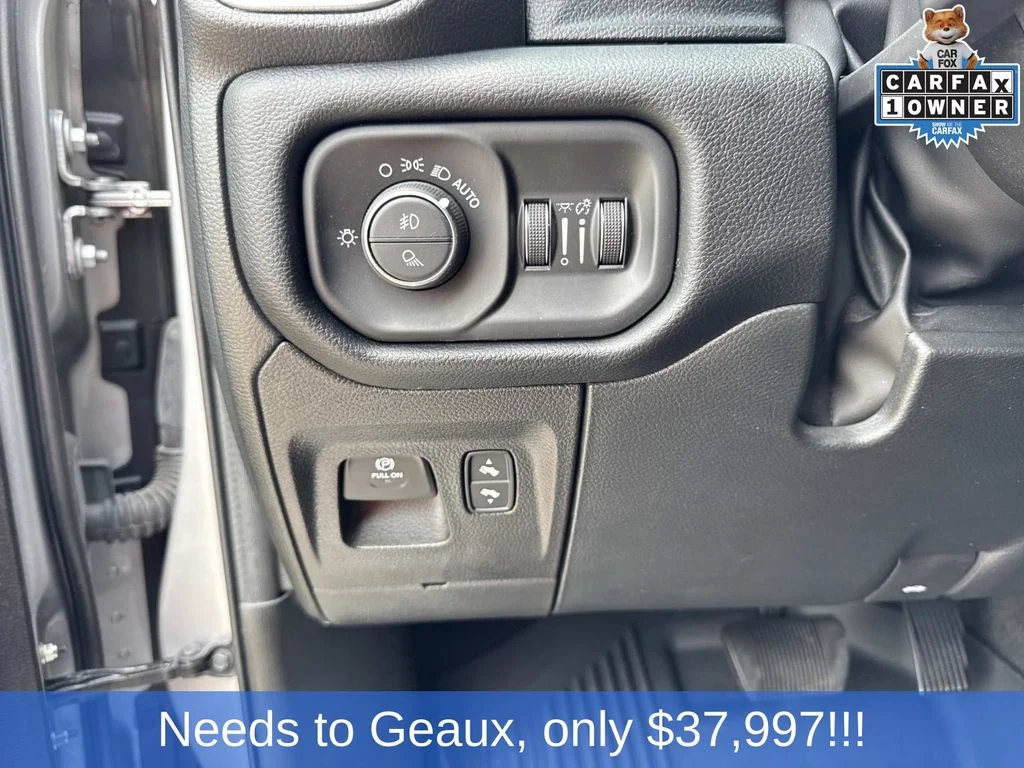 Used 2022 Silver Ram Laramie image 46