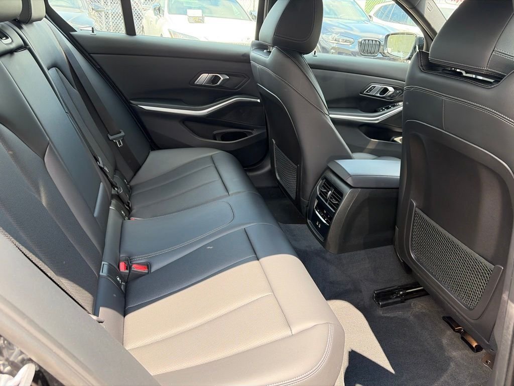 Used 2023 Black BMW M340i xDrive image 11