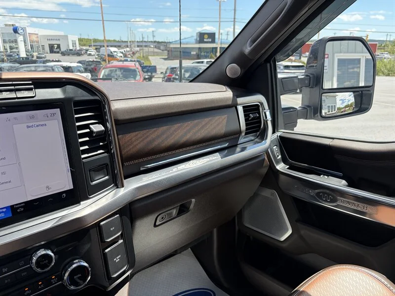 Used 2024 White Ford Super Duty King Ranch image 11