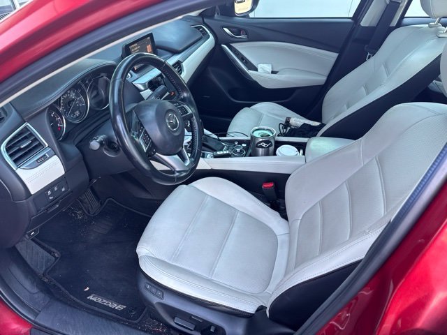 Used 2016 Red Mazda i Grand Touring image 6
