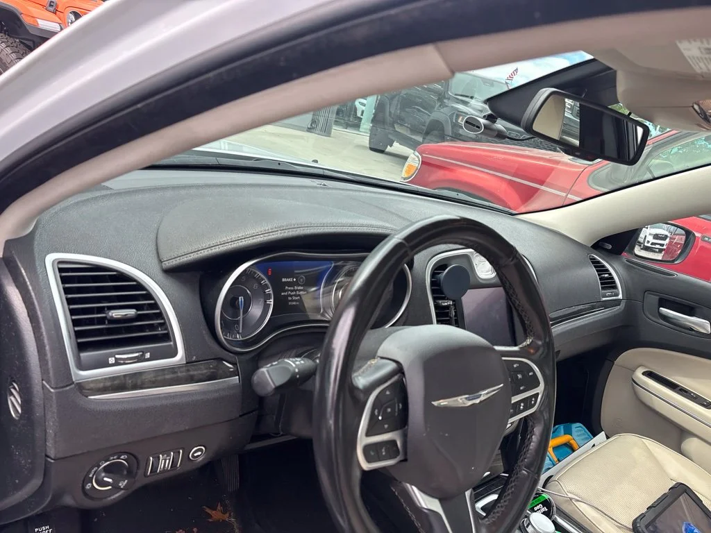 Used 2021 White Chrysler Touring image 19