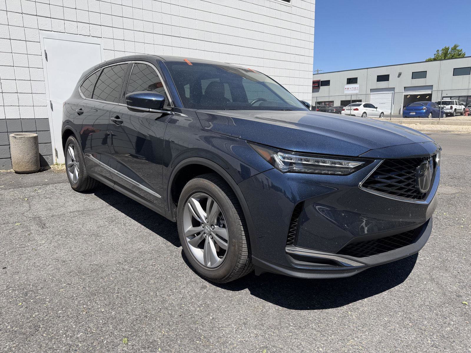 2025 Acura MDX SH-AWD's photo