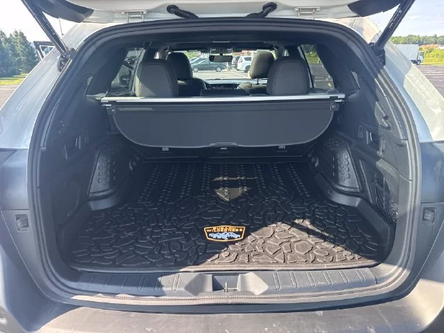 Used 2025 White Subaru Wilderness image 28