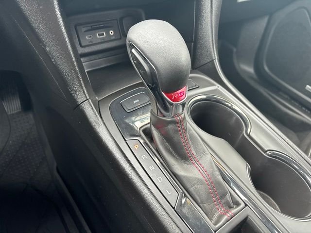 Used 2022 Red Chevrolet RS image 28