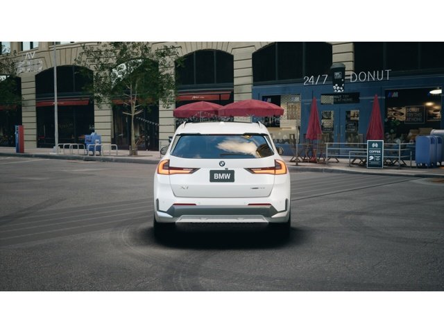 New 2026 White Metallic BMW xDrive28i image 5
