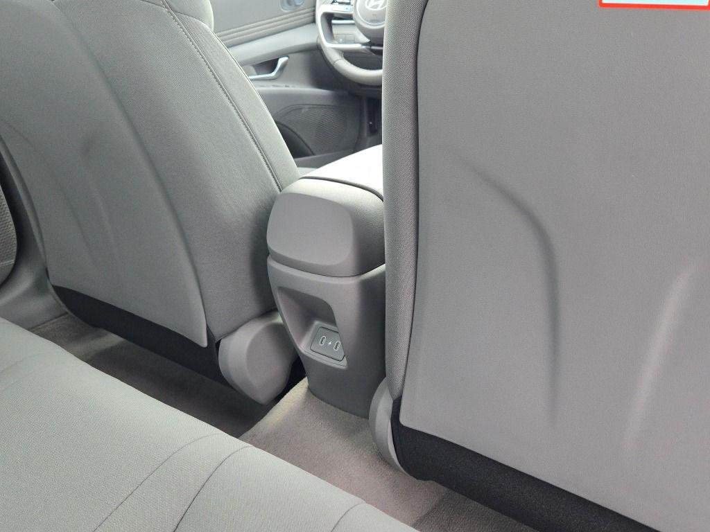 New 2026 Black Hyundai SEL Sport image 11