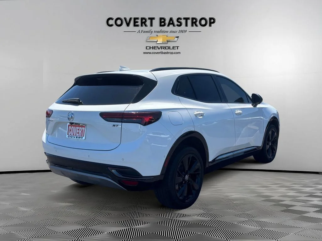 Used 2022 White Buick Essence image 5