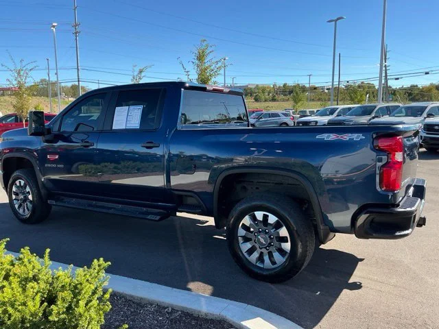 Used 2023 Blue Metallic Chevrolet Custom image 7