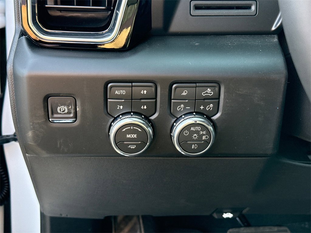 2026 GMC SIERRA - Image 18