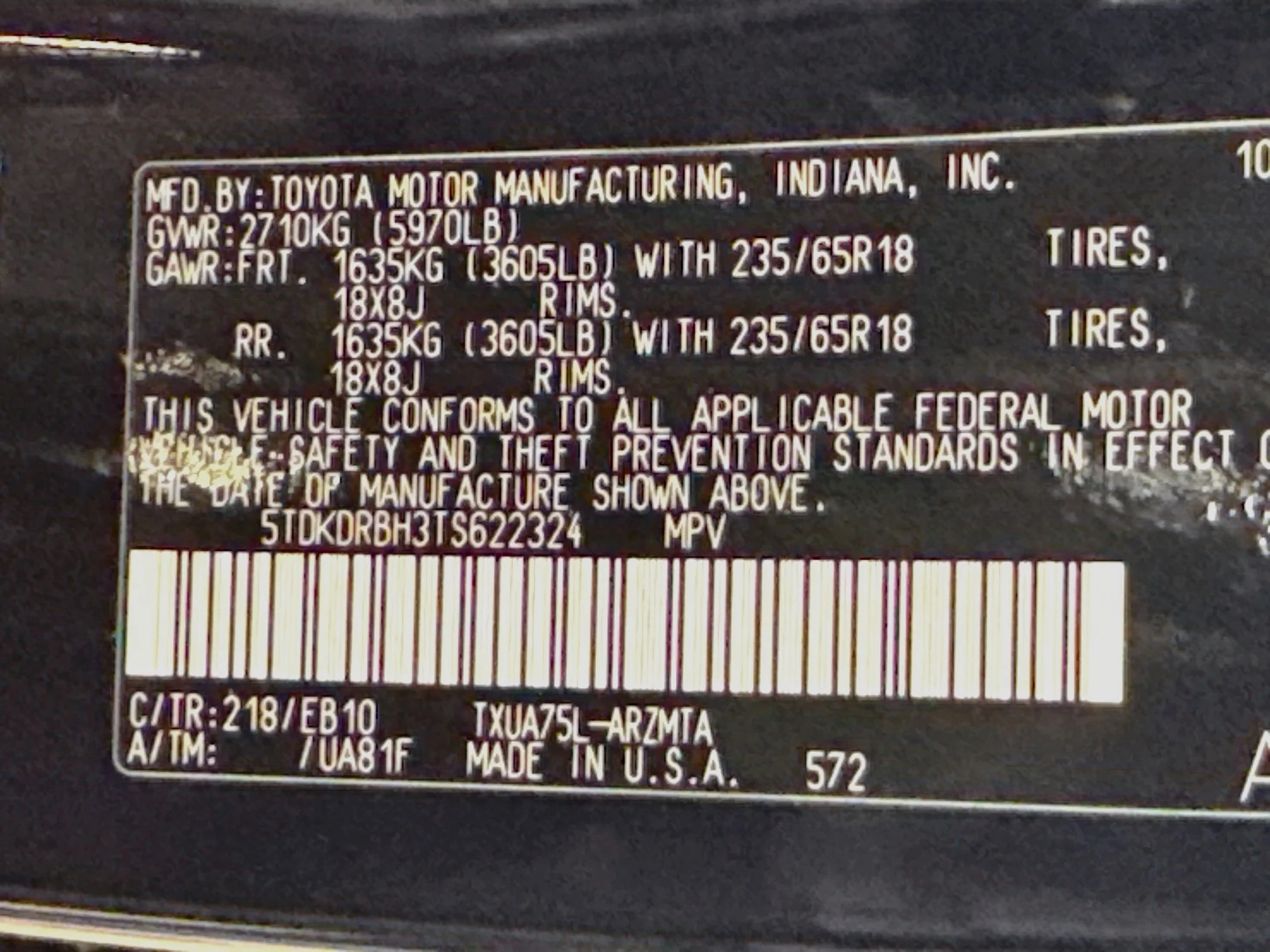 New 2026 Midnight Black Metallic Toyota XLE image 9