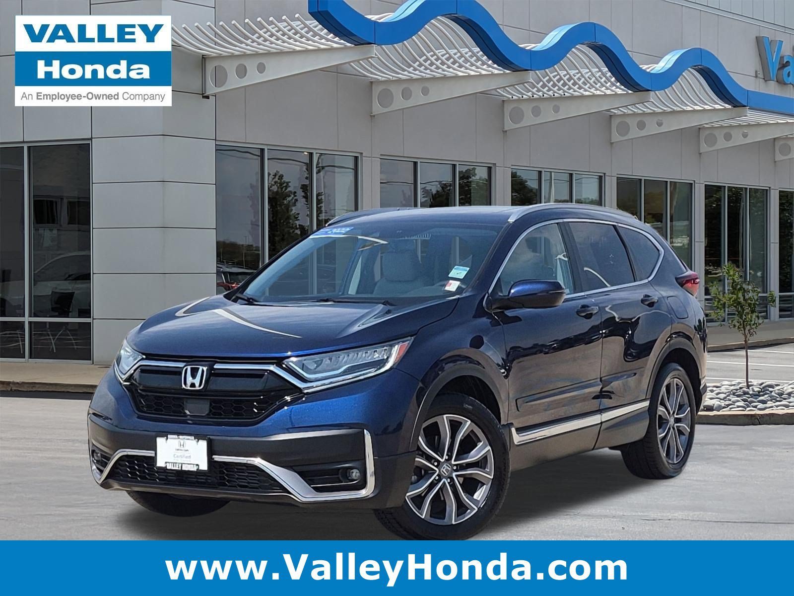 Certified Used 2022 Blue Honda Touring image 1