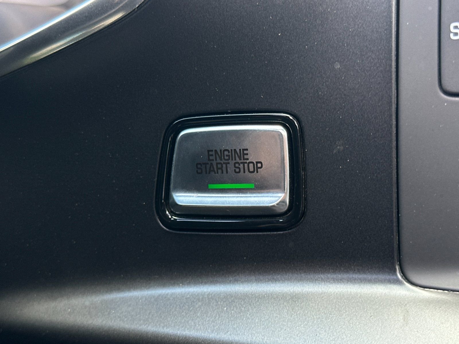Used 2016 Arctic White Chevrolet Z06 image 18
