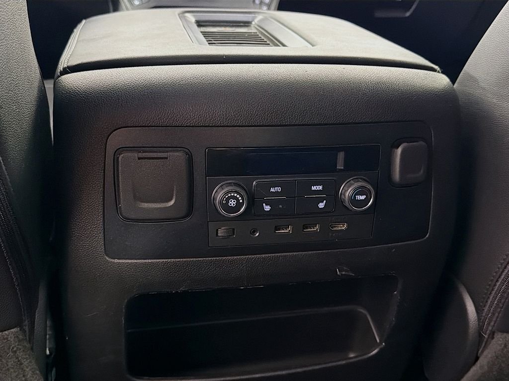 Used 2017 Black Chevrolet Premier image 28