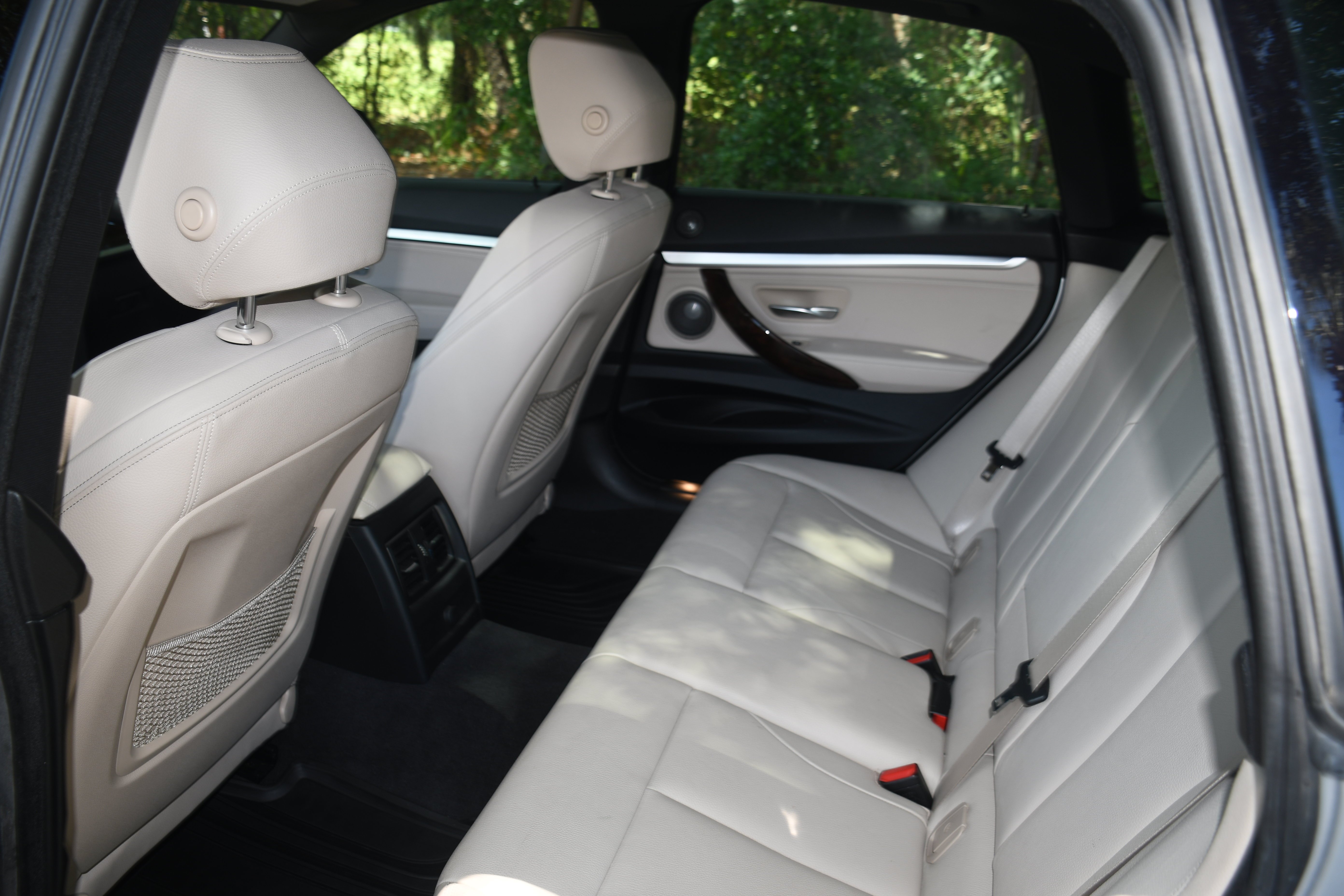 Used 2016 Silver BMW 328i xDrive Gran Turismo image 17