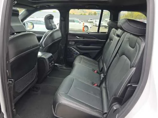 Used 2022 Bright White Clearcoat Jeep Overland image 9