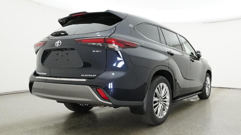 2026 Toyota Highlander Platinum - Photo 9
