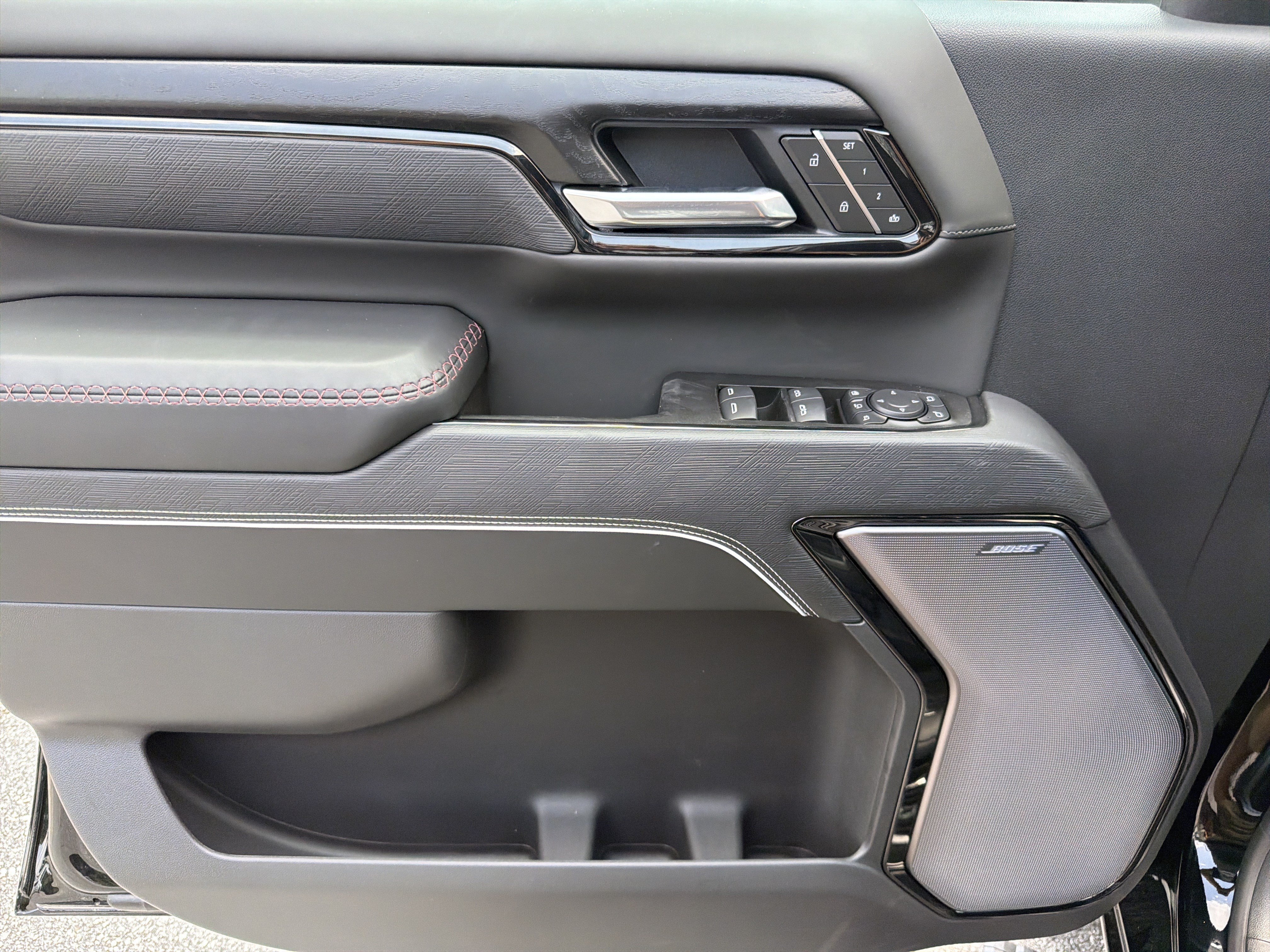 2026 GMC Sierra 2500HD AT4X - Photo 10