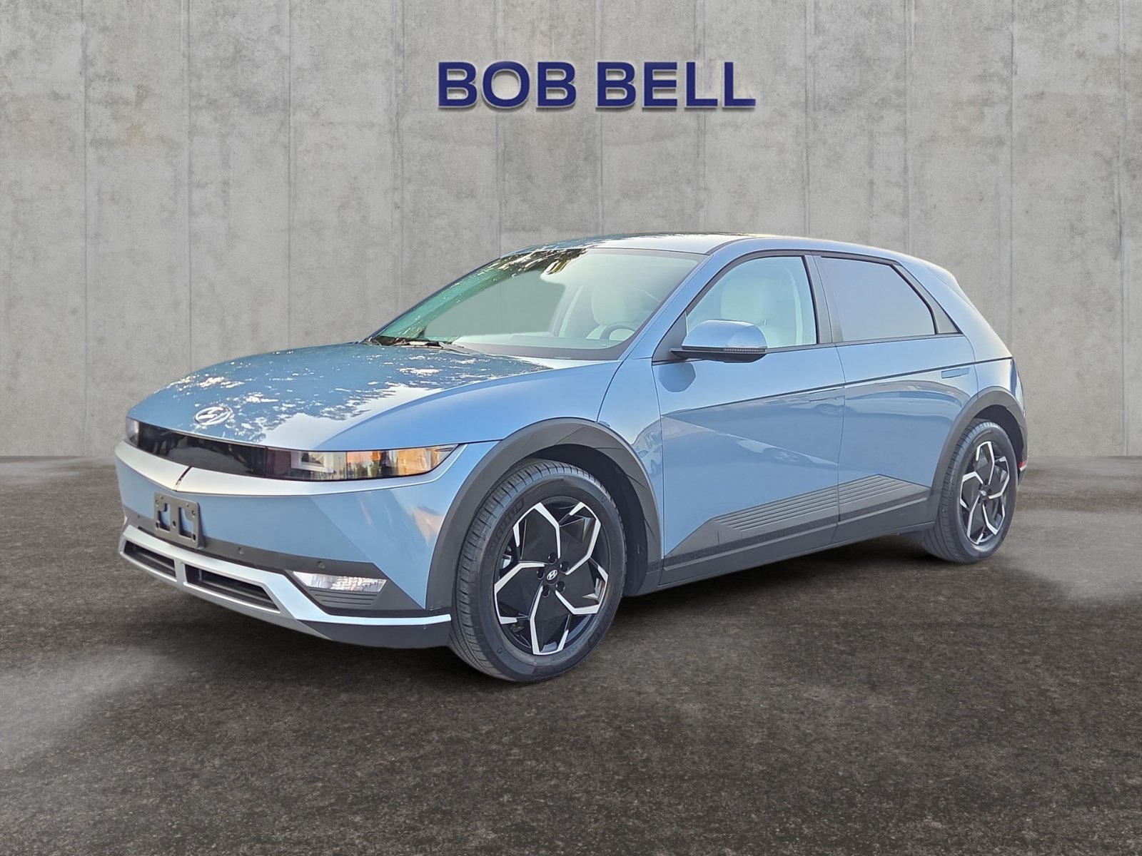 Certified Used 2023 Blue Hyundai SEL image 1