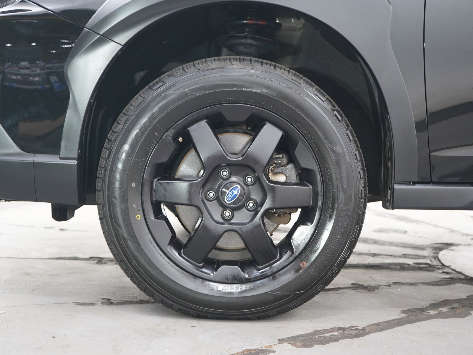 Used 2024 Crystal Black Pearl Subaru Wilderness image 29