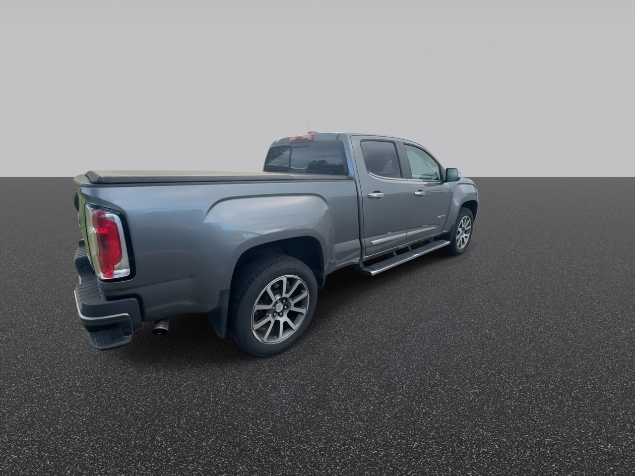 Used 2020 Satin Steel Metallic GMC 4WD Denali image 8