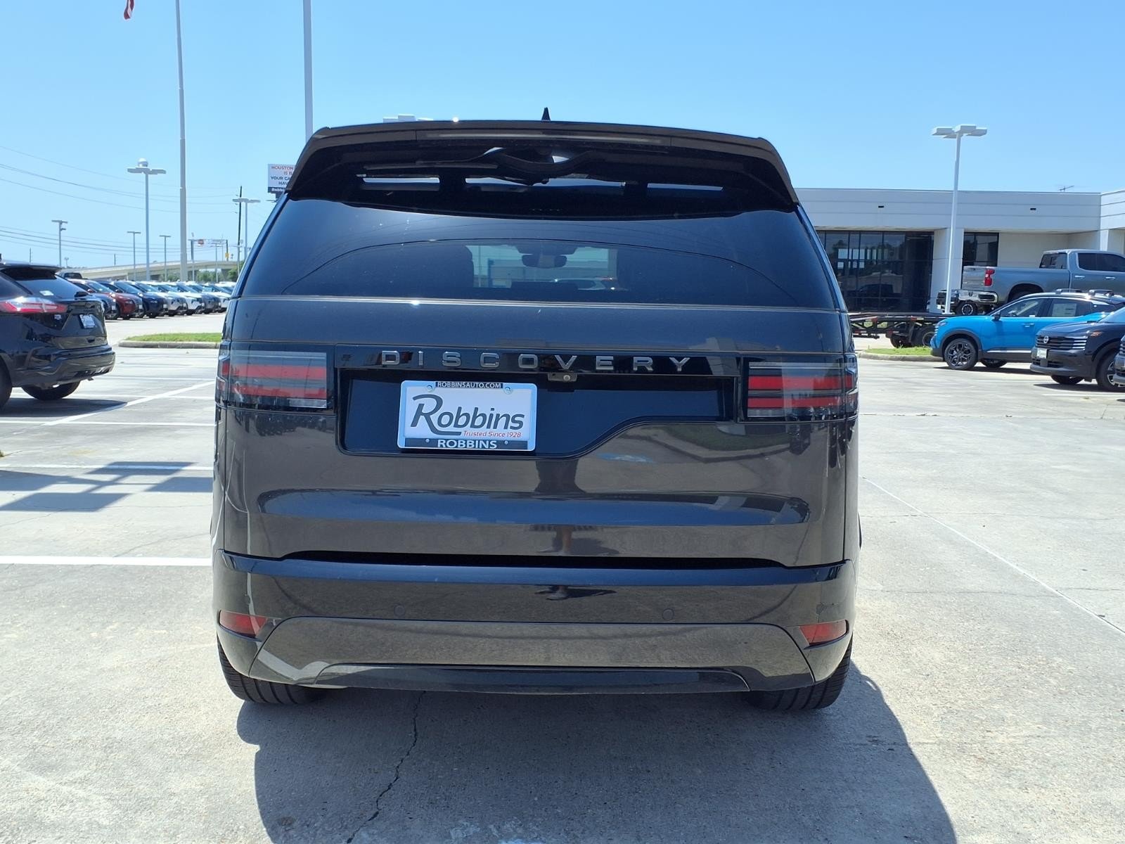 2024 Land Rover Discovery Dynamic SE  at HGreg Houston