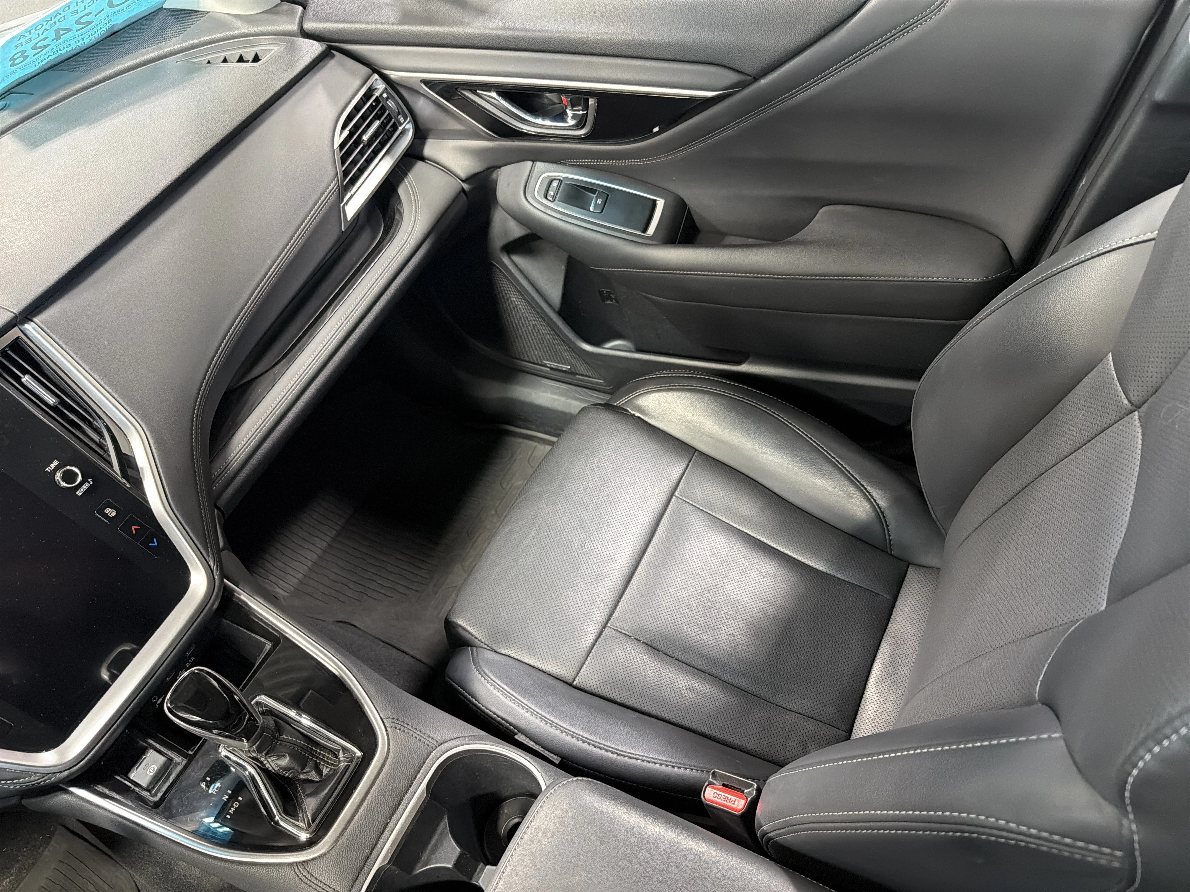 Used 2020 Magnetite Gray Metallic Subaru Limited image 11