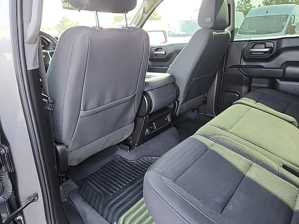 Used 2023 Gray Chevrolet Custom image 34
