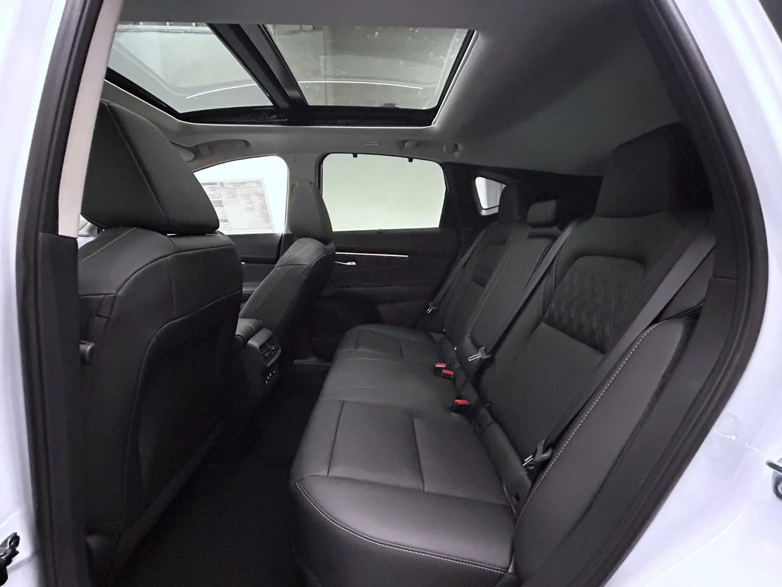 New 2026 White Nissan Platinum image 11