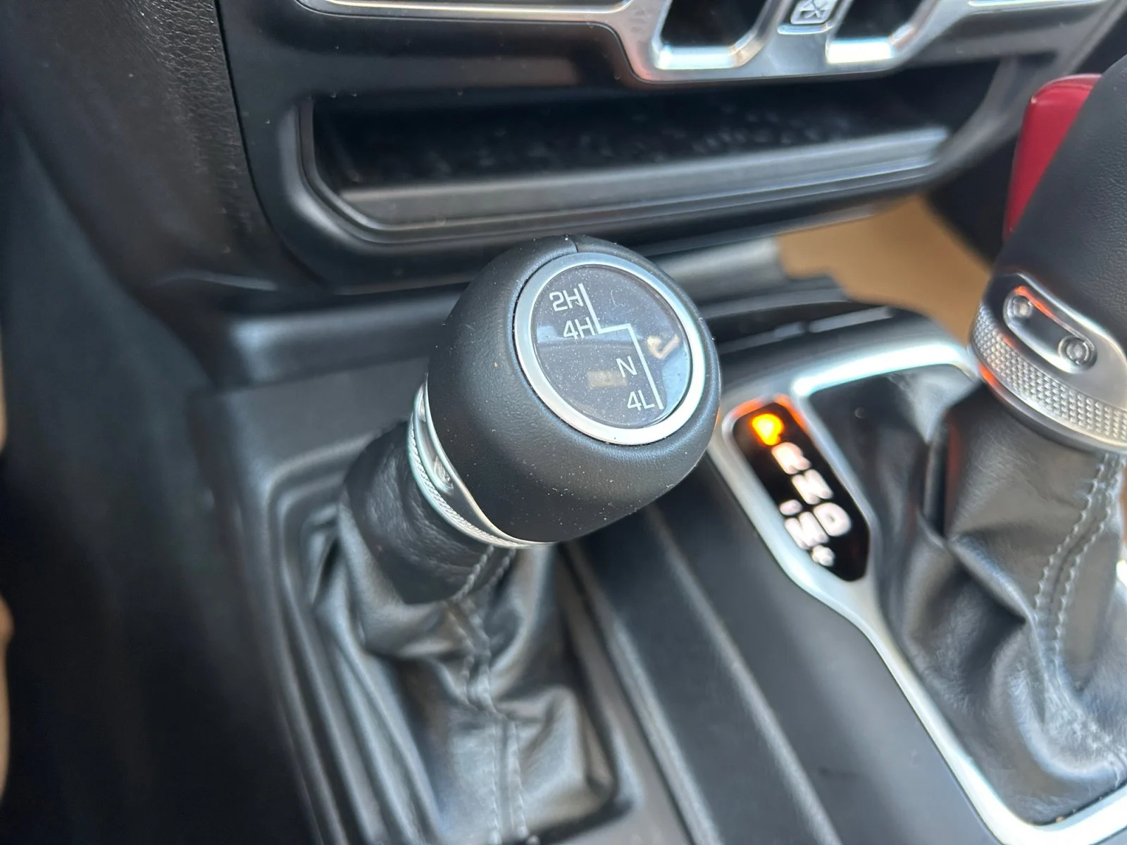 Used 2024 Bright White Jeep SAHARA image 22