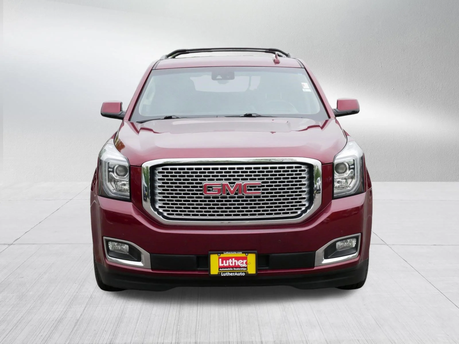 Used 2017 GMC Yukon Denali with VIN 1GKS2CKJ8HR168362 for sale in Hopkins, Minnesota