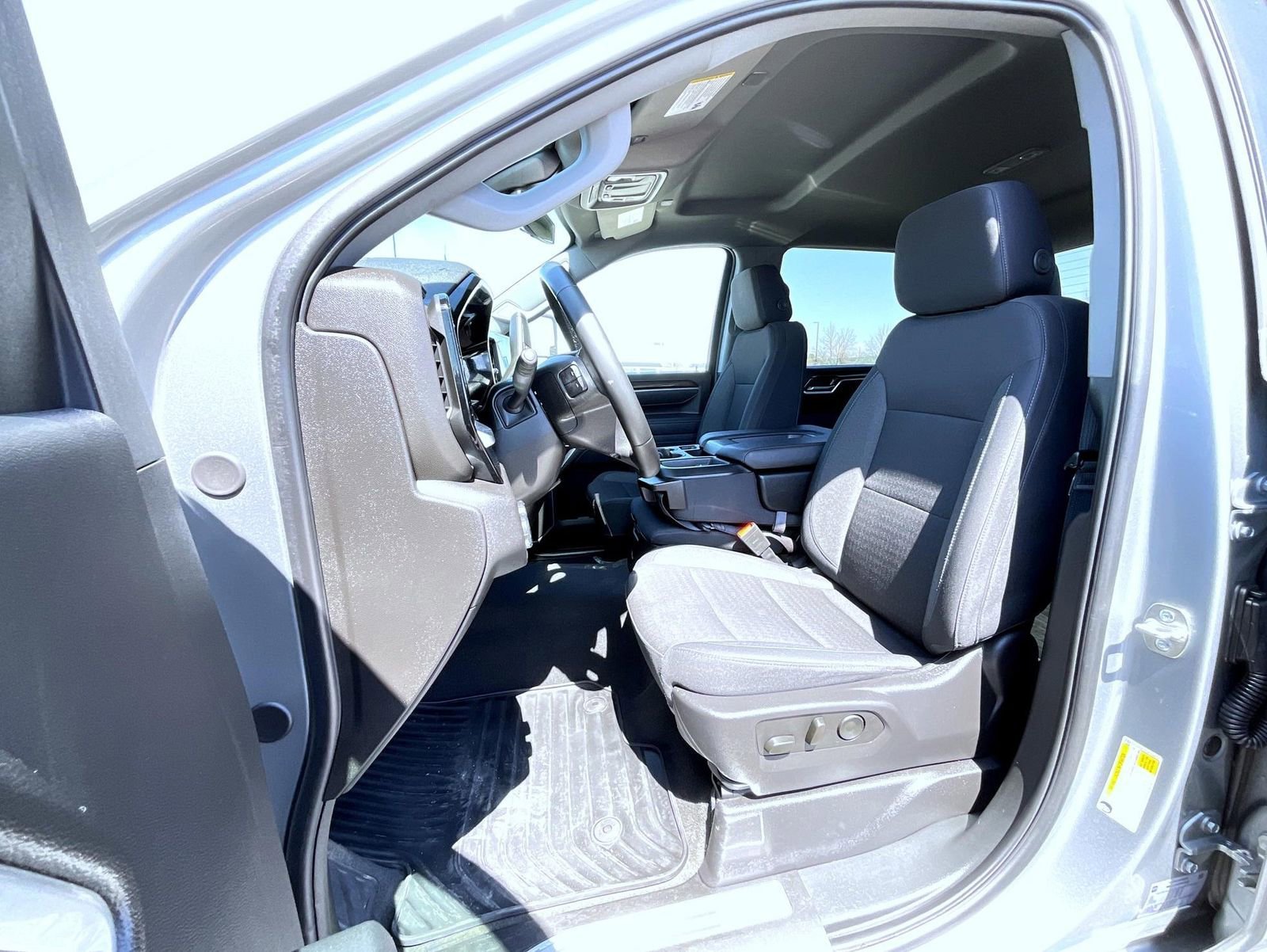 2025 Chevrolet Silverado 2500HD LT - Photo 10