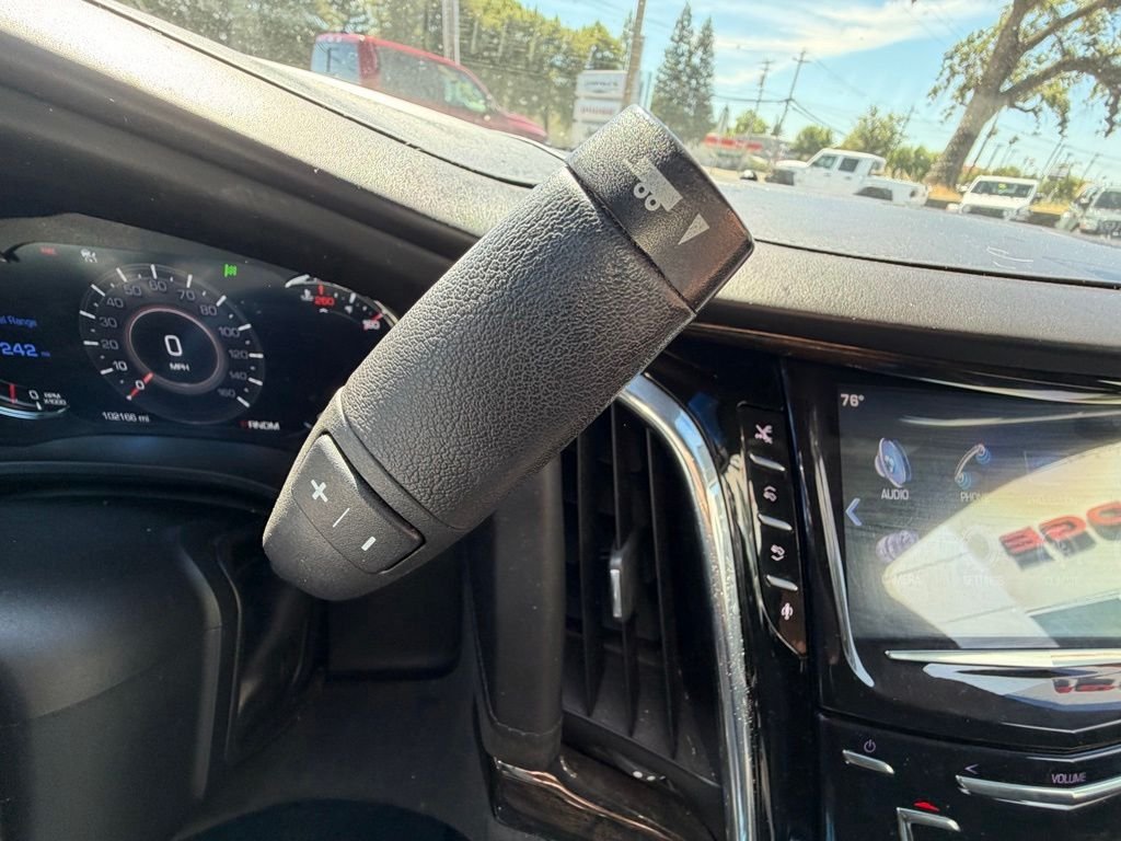 Used 2016 White Cadillac Platinum Edition image 25