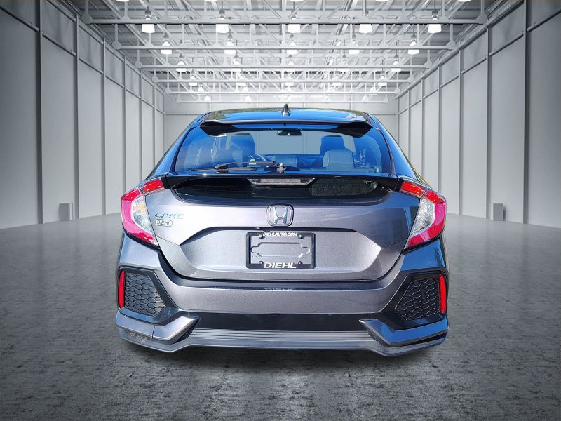 Used 2018  Honda EX image 9