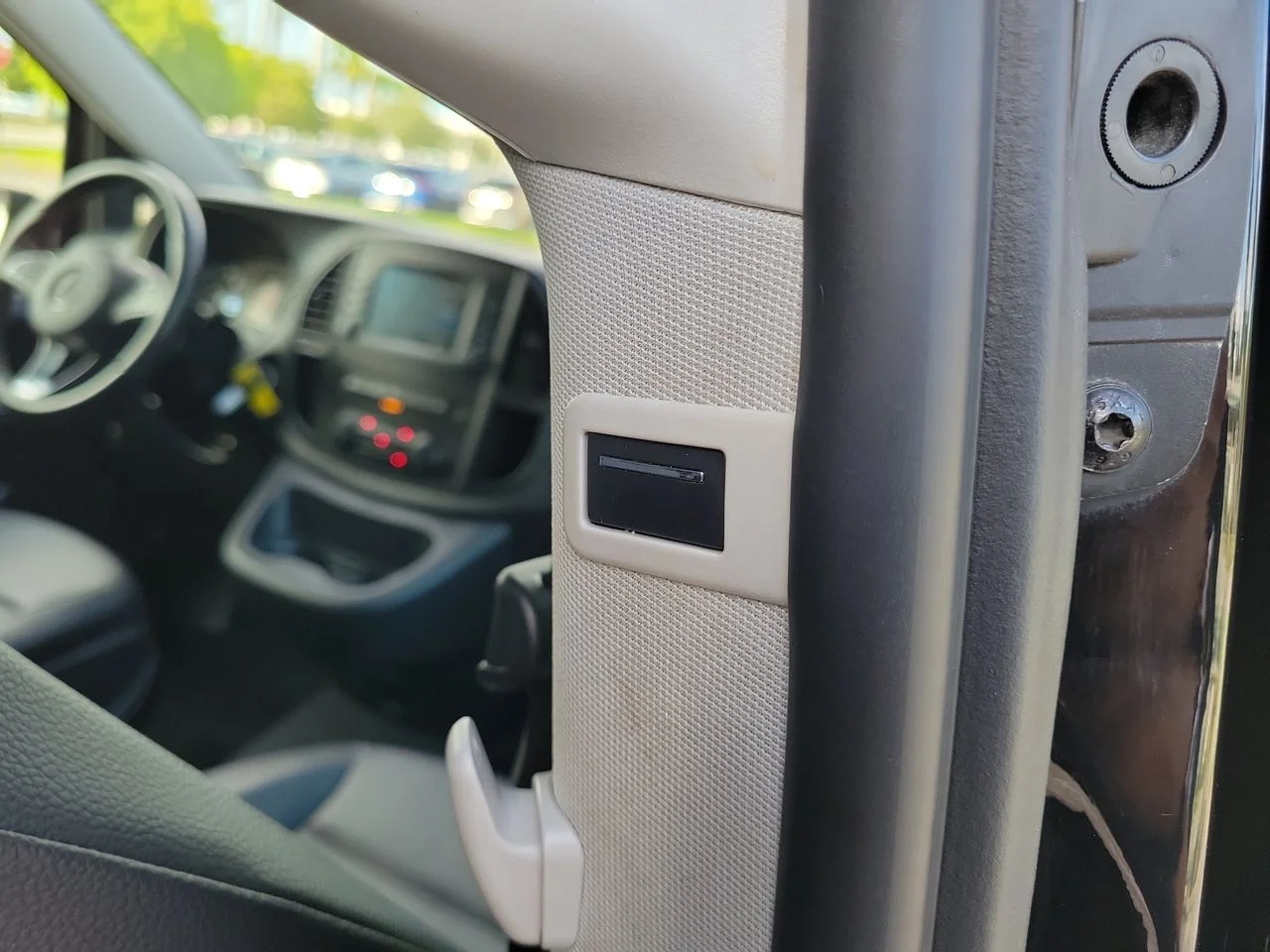 Used 2023 Black Mercedes-Benz Passenger image 13