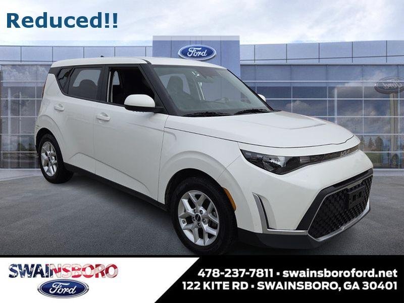 2023 Kia Soul LX