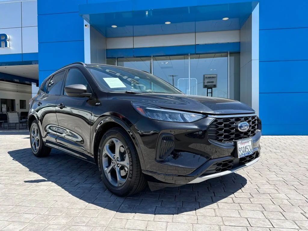 Used 2023 Black Ford ST-Line image 4