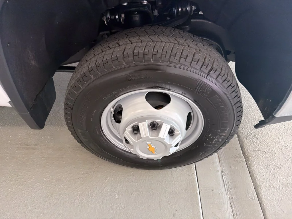 New 2026 Summit White Chevrolet Work Truck image 5