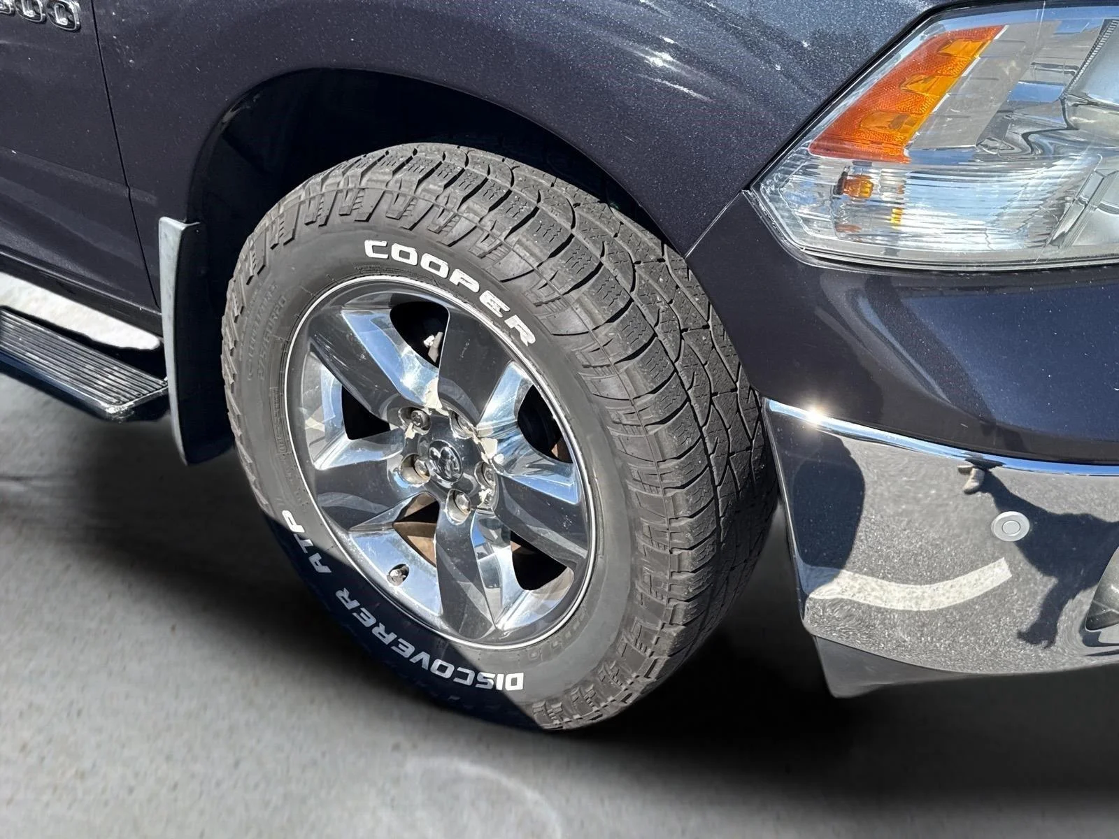 Used 2016  RAM TRUCKS SLT image 22