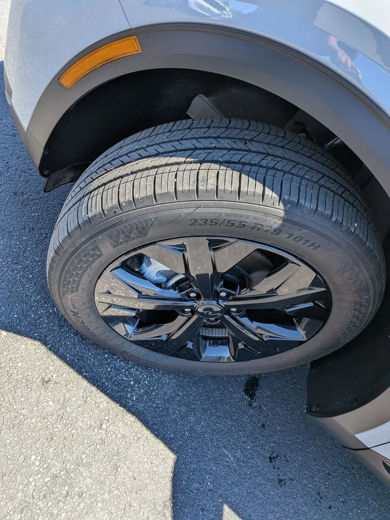 Certified Used 2025 Gray Kia X-Line image 9