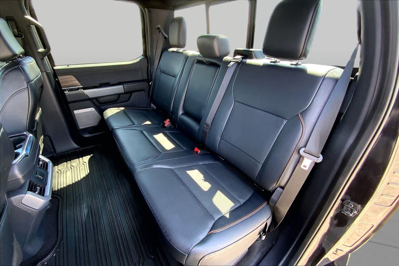 Used 2024 Agate Black Ford LARIAT image 21
